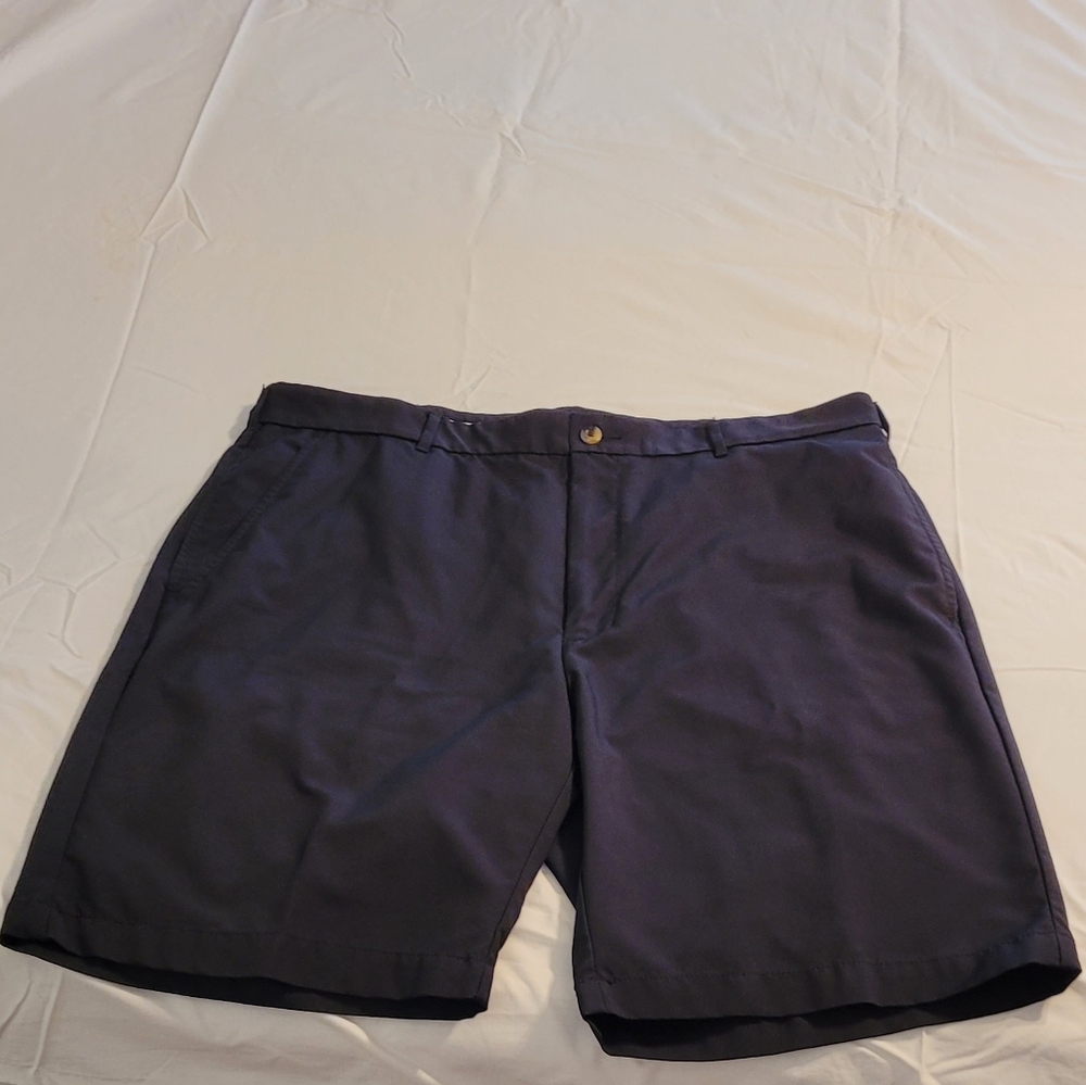 TEHAMA Black Flat Front Shorts Classic Style